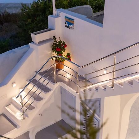 Sunborn Oia Suites Exterior photo