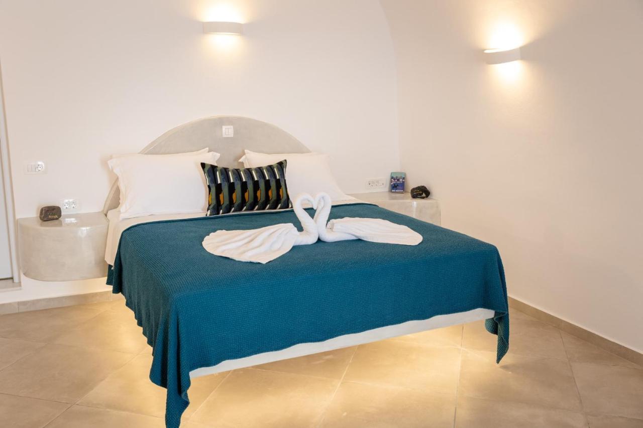 Sunborn Oia Suites Exterior photo