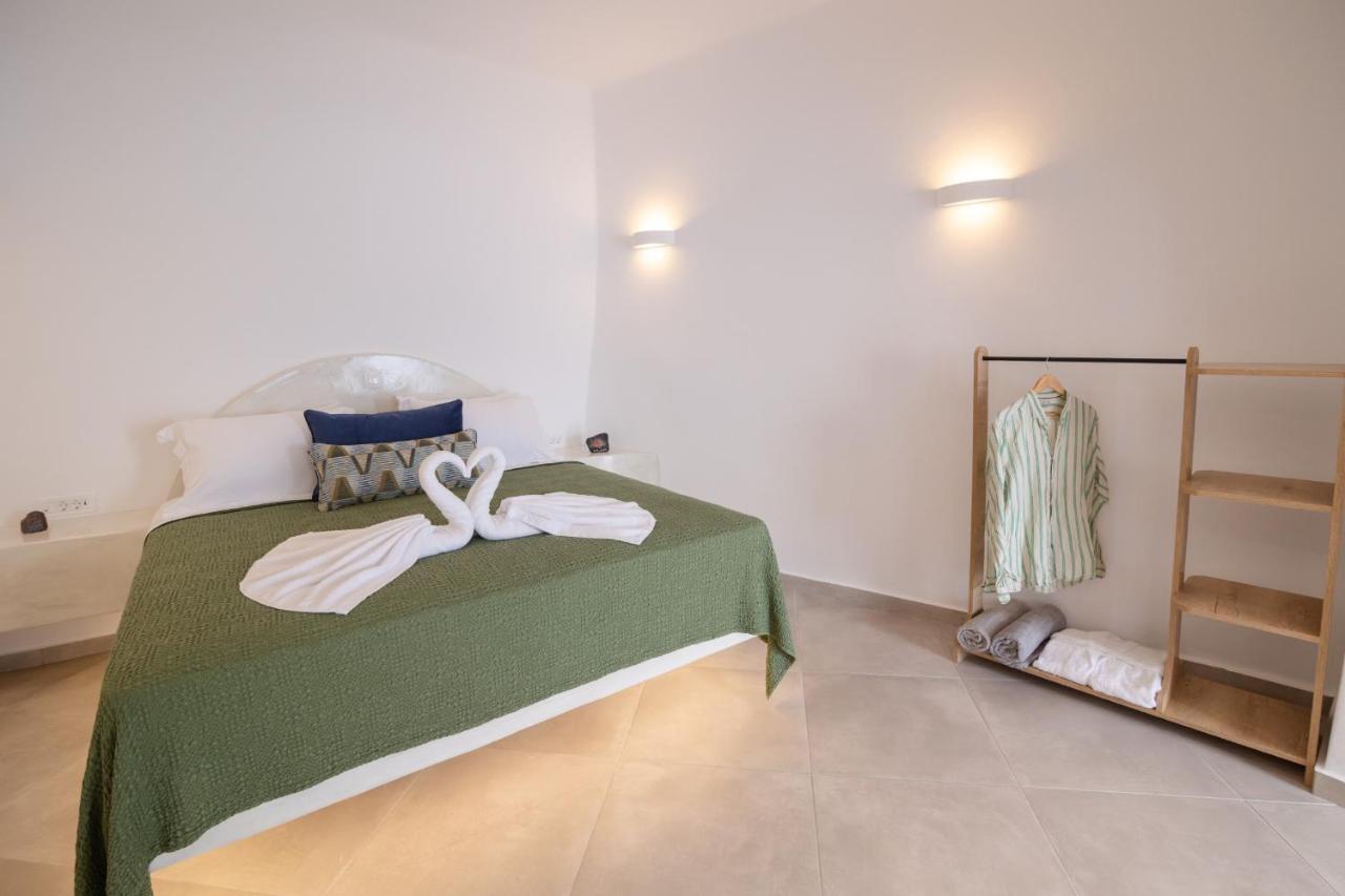 Sunborn Oia Suites Exterior photo